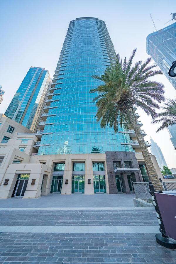 Stylish Apartment With Partial Burj Khalifa View Dubai Luaran gambar